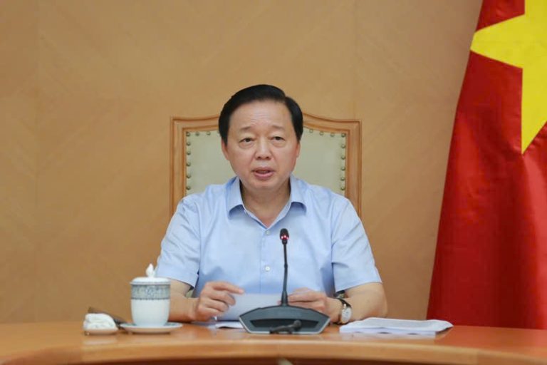 Phó Thủ tướng Trần Hồng Hà làm việc với Bộ Xây dựng và Hội Kiến trúc sư Việt Nam về thiết kế mẫu nhà ở xã hội – Ảnh: VGP/Minh Khôi