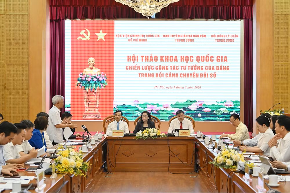 https://hkts.vn/nang-tam-cong-tac-tu-tuong-trong-ky-nguyen-so-tu-dinh-huong-du-luan-den-quan-tri-niem-tin-xa-hoi/